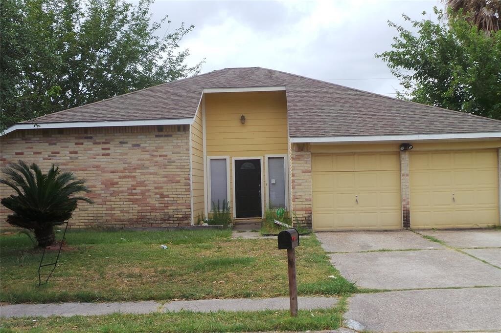 Primary Photo - 2707 Grand Canyon Dr