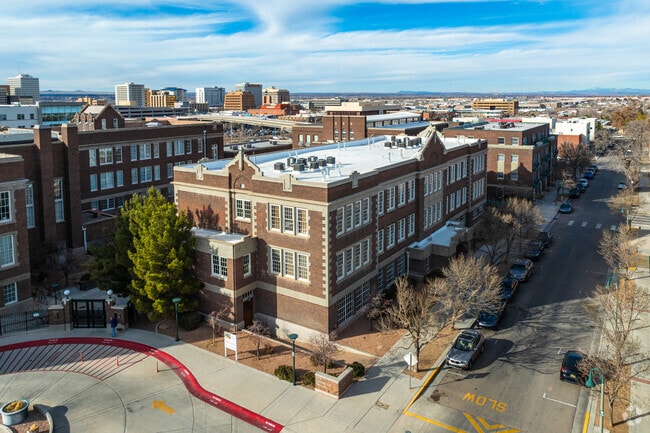 Building Photo - Manual Arts Building