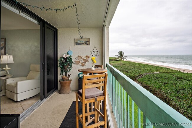 Foto del edificio - 9940 S Ocean Dr
