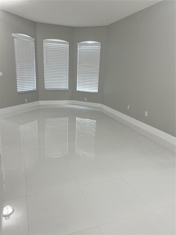 Building Photo - 4756 Aguila Pl