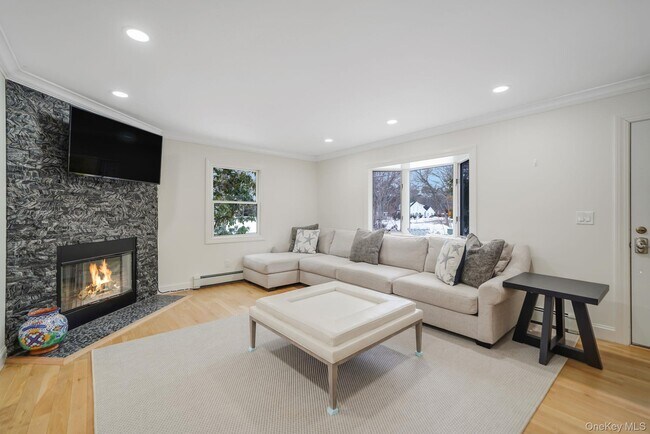 Foto del edificio - 19 Pine Tree Ln