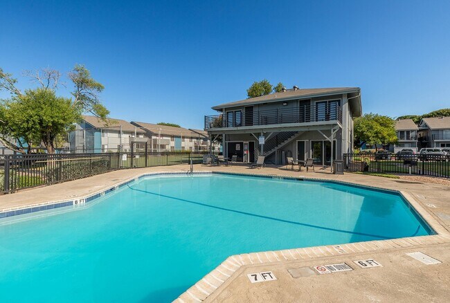 Foto del edificio - 8926 N Lamar Blvd