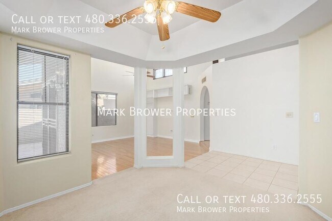 Building Photo - 18002 N 12th St