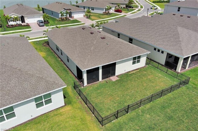 Foto del edificio - 872 Stonewater Lk Ter