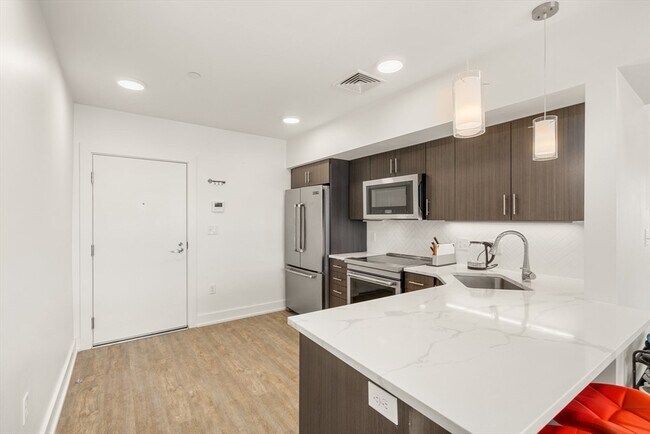 Foto del edificio - 20 Penniman Rd