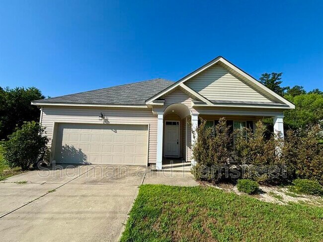Foto del edificio - 214 McDuffie Cir