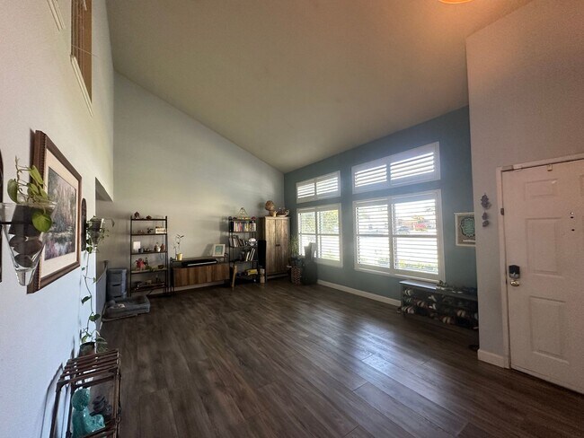 Building Photo - 420 Nancy Dr