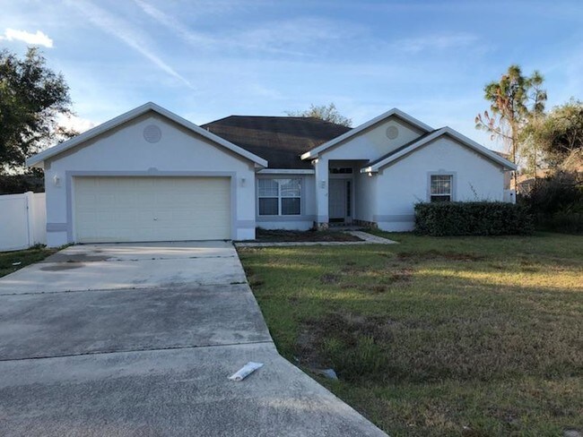Building Photo - 1924 Myakka Ct