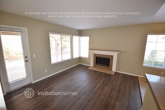 Foto del edificio - 7333 Greenhaven Ave