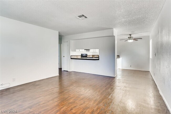Building Photo - 24 Rose Cir