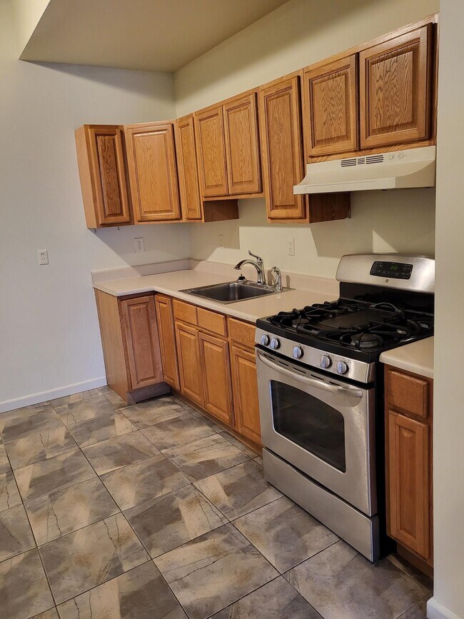 Building Photo - 366 Communipaw Ave