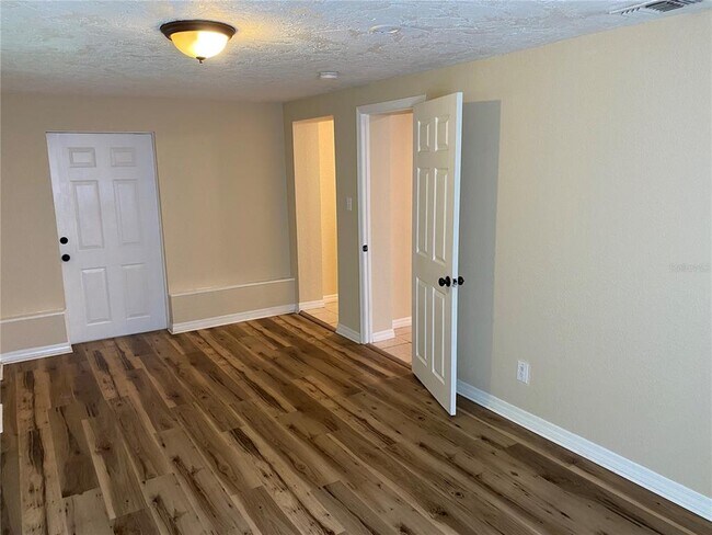 Foto del edificio - 2515 Clipper Ship Way