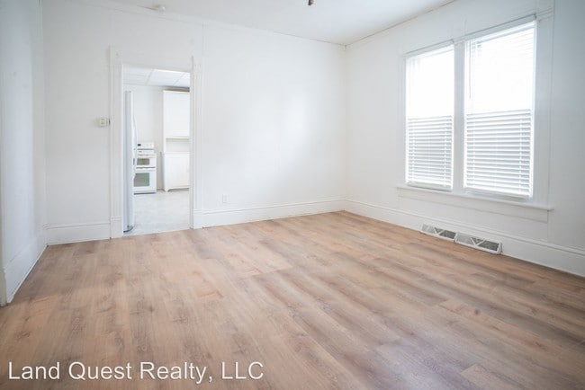 Building Photo - 1617 Morton Ave
