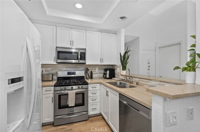 Foto del edificio - 65 Whippoorwill Ln