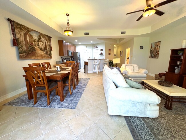 Building Photo - 16098 Via Solera Cir