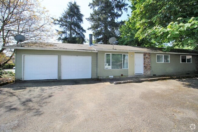 Building Photo - 1127-1127 NE 183rd Ave