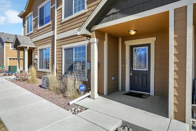 Foto del edificio - Move-In Ready Townhome | $1,000 Off First ...