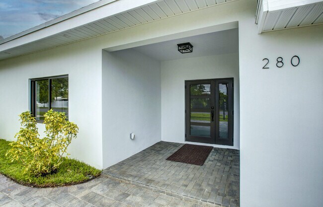 Foto del edificio - 280 SE 9th St