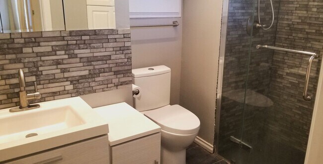 Foto del edificio - 11127 Sunshine Terrace