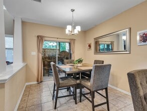 Building Photo - 83 Scarlet Woods Ct