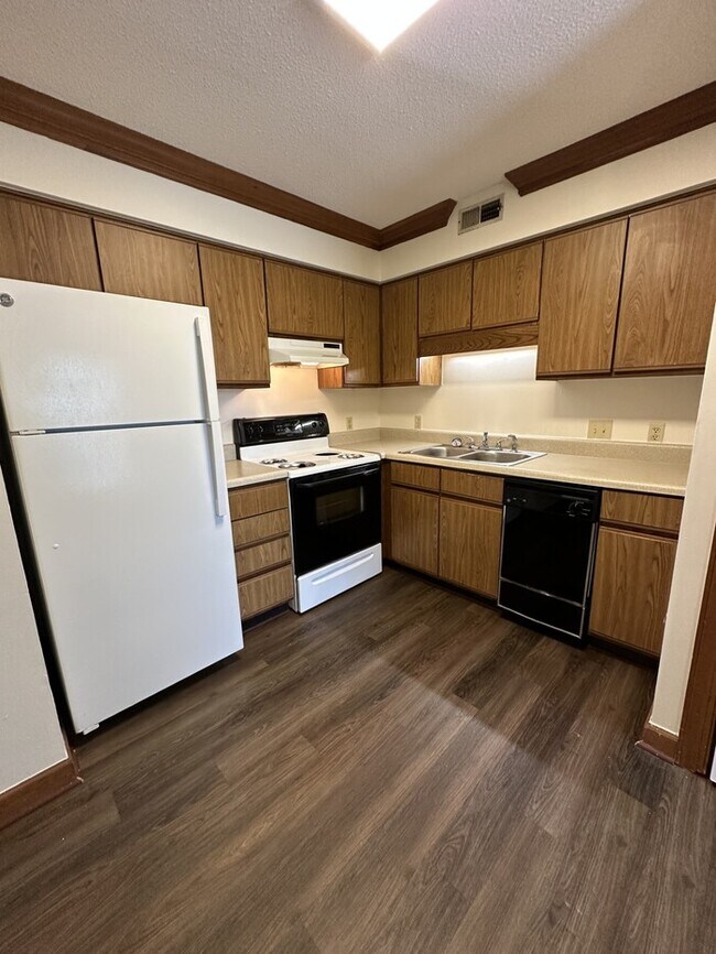 Foto del edificio - 3537-301 Ivy Commons Drive