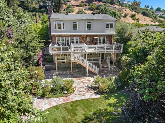Building Photo - 994 Bluebird Canyon Dr
