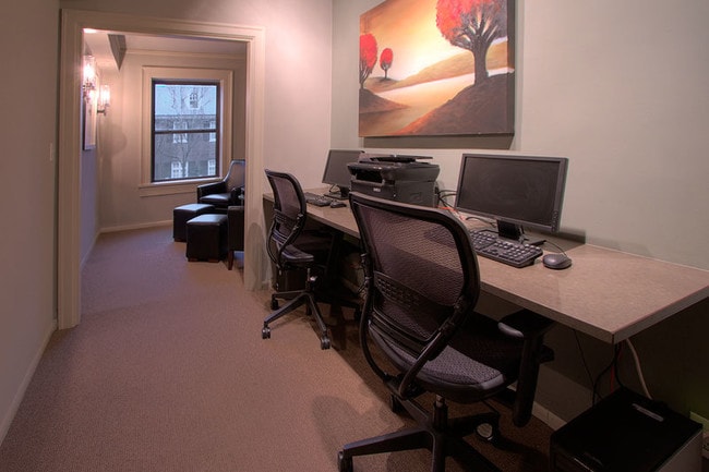 Business center - The Marlborough