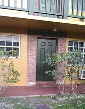 Building Photo - 1702 McKinley St