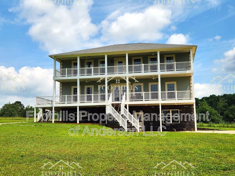 Foto principal - 128 Hudgins Lake Rd