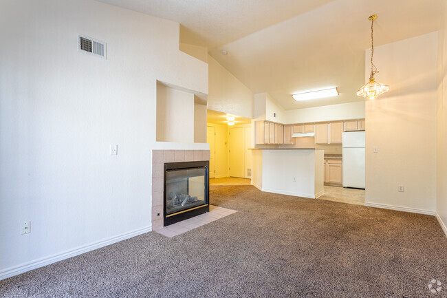 1HAB, 1BA - 686SF - Tiburon Apartments