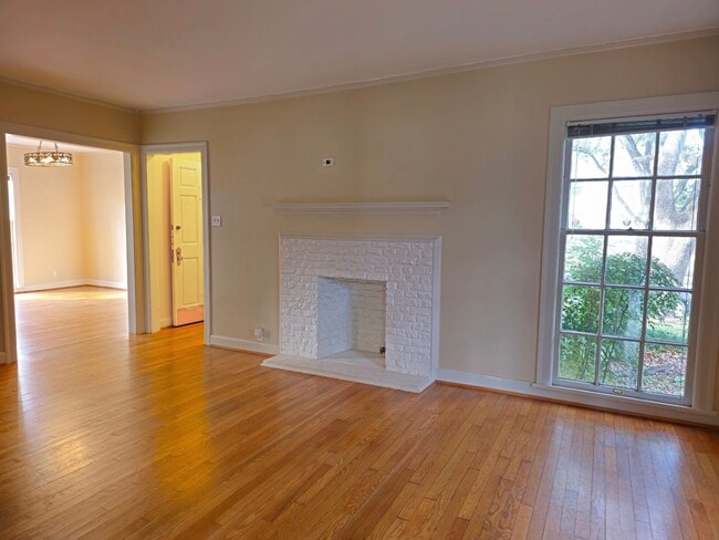 Photo - 2247 South Blvd Apartment