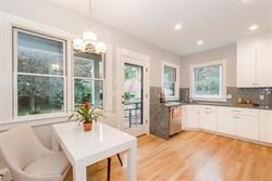 Primary Photo - 129 Lexington Ave