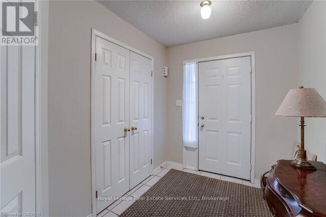 Photo du bâtiment - 1276 Silvan Forest Dr