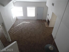 Building Photo - 5125 W Reno Ave