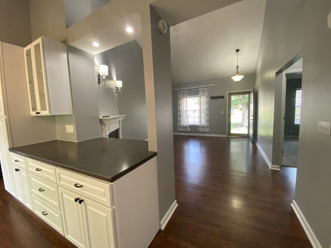 Photo - 141 Agee Cir E House