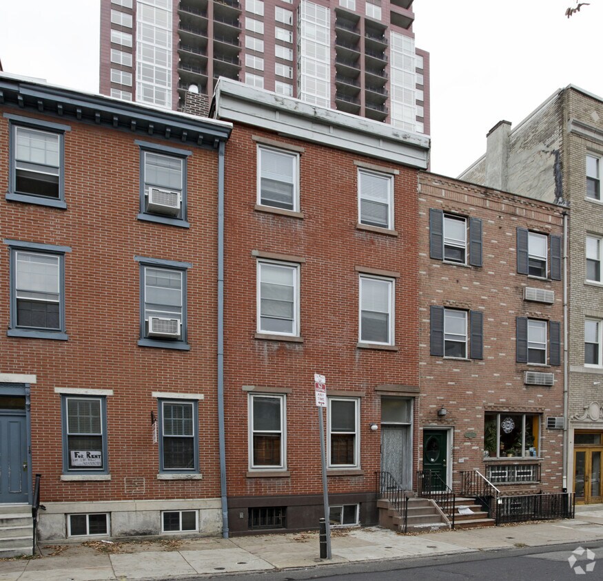 1415 Lombard St, Philadelphia, PA 19146 Apartments in Philadelphia