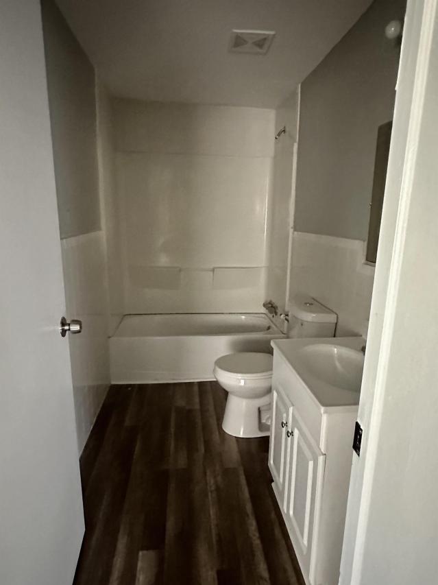 Building Photo - 3 bedroom in Jacksonville FL 32211