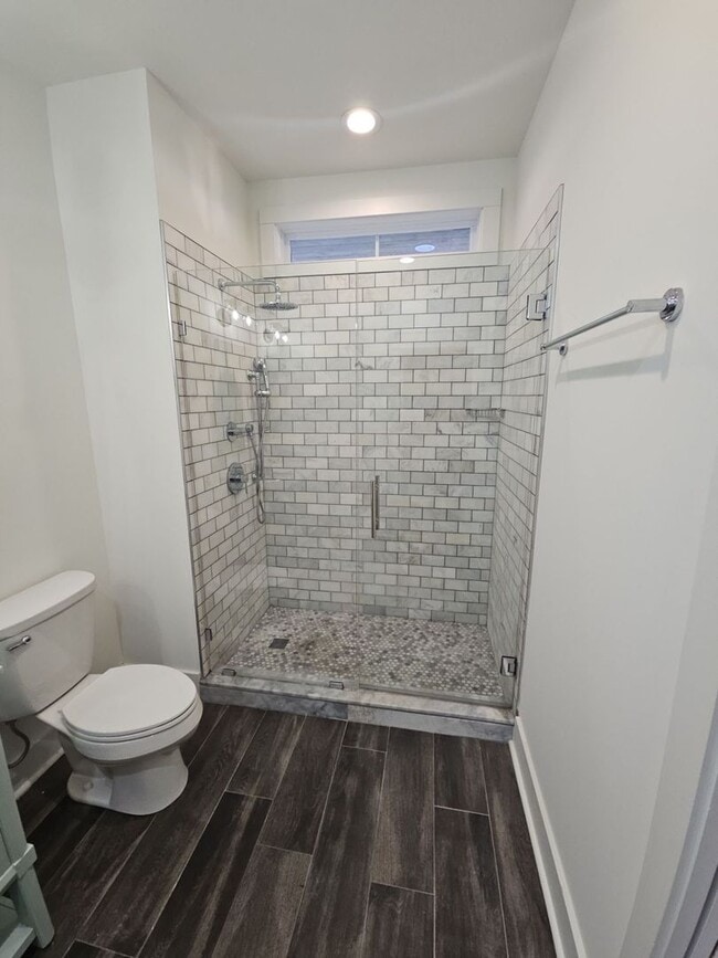 Foto del edificio - 4-Bedroom HOA Townhome with Pool Access Near Downtown Cookeville