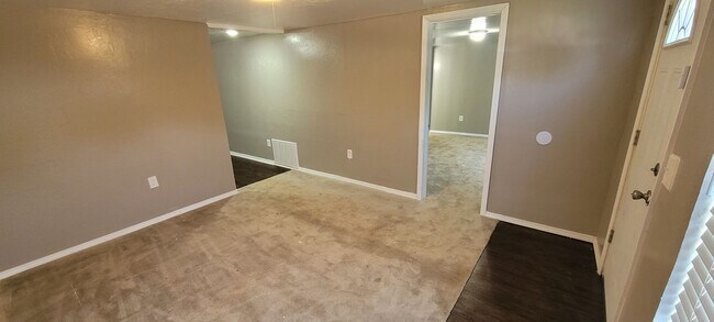 Foto del edificio - Cute 5 bedroom House