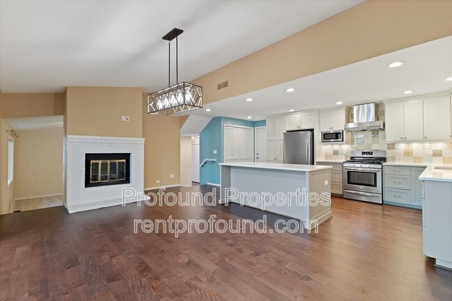 Building Photo - 9045 SW Pinto Ct
