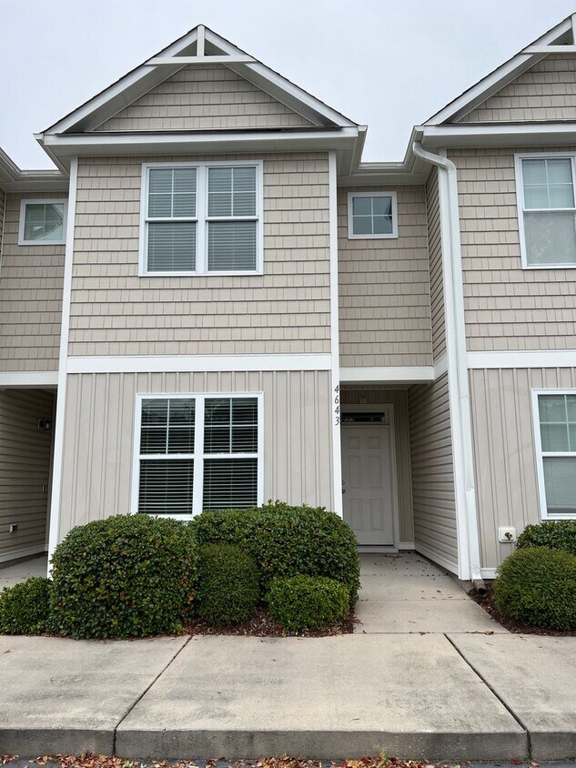 Foto principal - SAYLOR'S WATCH - 3 Bedroom Townhome in Mon...