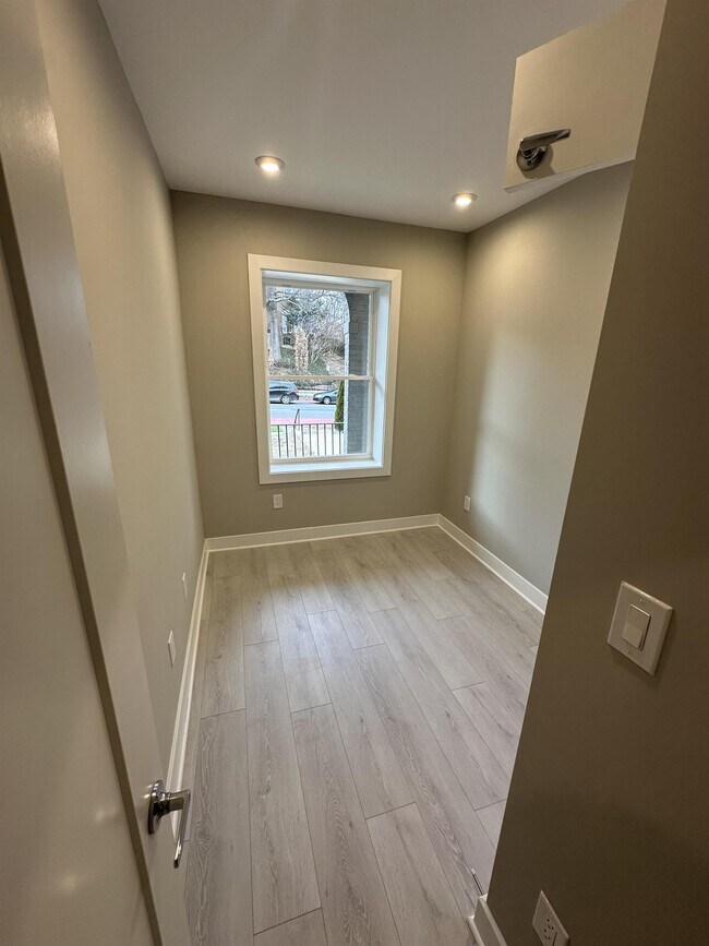 Foto del edificio - 3519 16th St NW