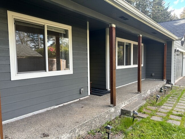 Building Photo - 3 Bedroom Olympia Home Available Soon!
