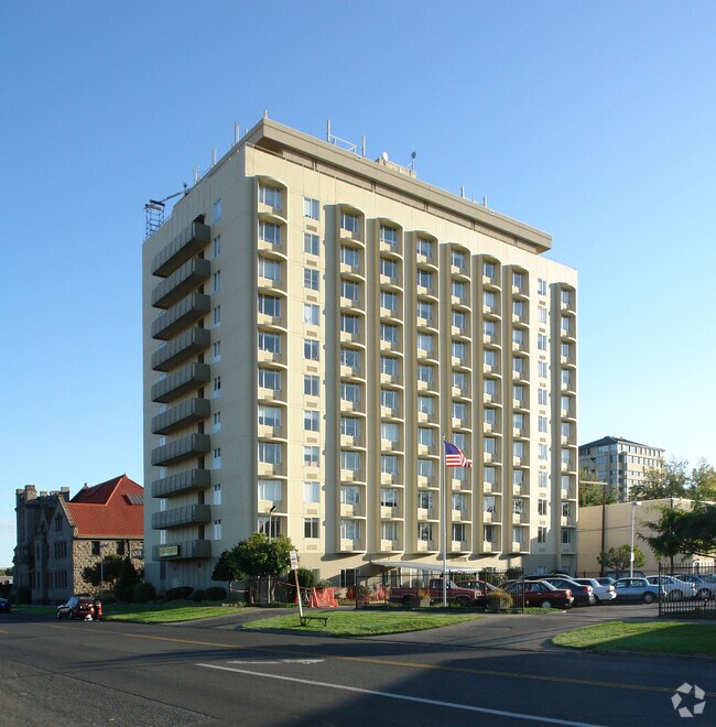 Sun Tower Apartments Yakima, WA