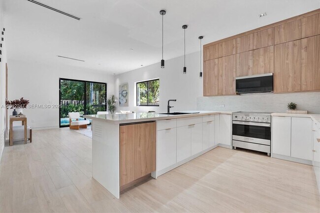 Foto del edificio - 4715 N Miami Ave