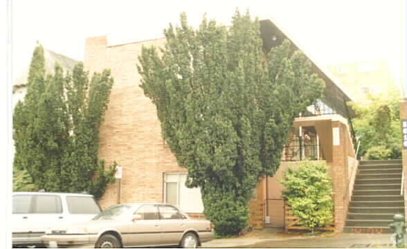 Building Photo - 5620 University Way NE