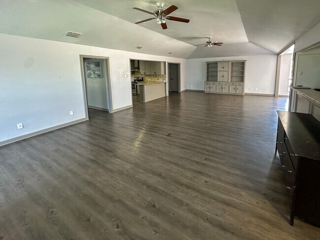 Foto del edificio - 7178 Rolling Fork Dr