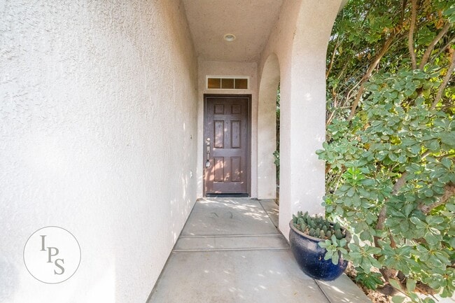 Building Photo - 1717 Glen Dunbar Ln