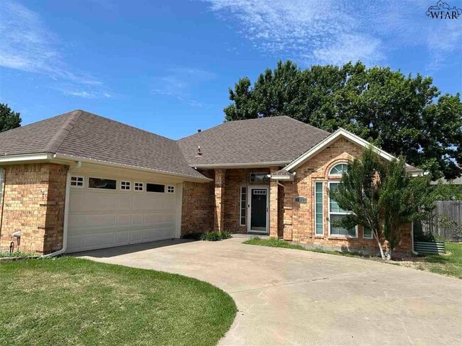 Foto del edificio - 5312 Pebblestone Dr
