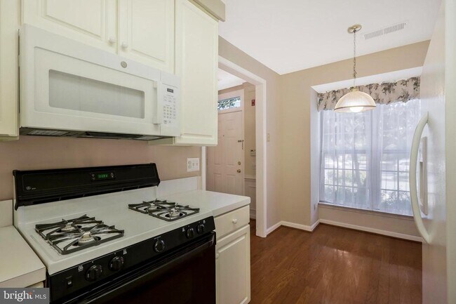 Foto del edificio - 2301 Village Crossing Rd